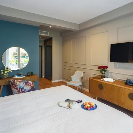The Oscar Olympic Hotel 3*